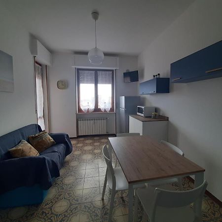 Nel Blu Apartment Marina dʼMarina dʼAndora Bagian luar foto