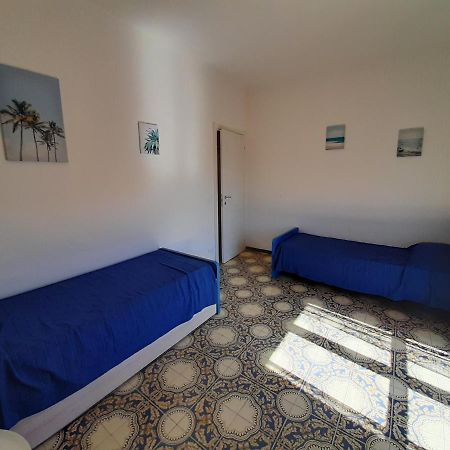 Nel Blu Apartment Marina dʼMarina dʼAndora Bagian luar foto