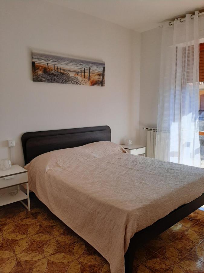 Nel Blu Apartment Marina dʼMarina dʼAndora Bagian luar foto