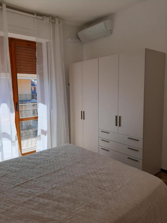Nel Blu Apartment Marina dʼMarina dʼAndora Bagian luar foto
